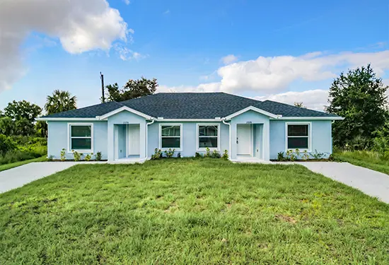 Duplex 27216 27220 Washington Street