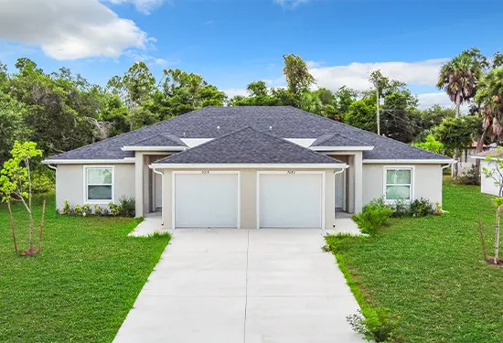 Duplex 2078 2080 Redmond Street